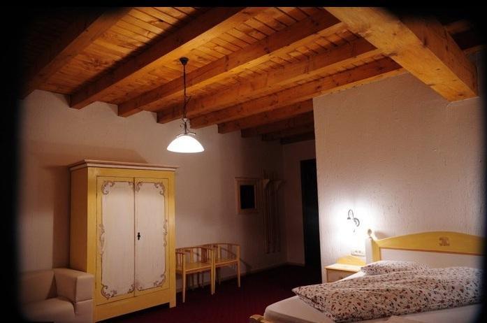 Pension Conacul Vanatorului Moeciu De Sus Quarto foto